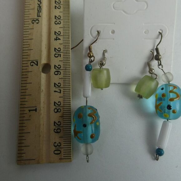 Silver Tone Fishhook Pierced Earrings Dangle Beaded Funky Green Blue 2 Pair Set - Picture 6 of 7